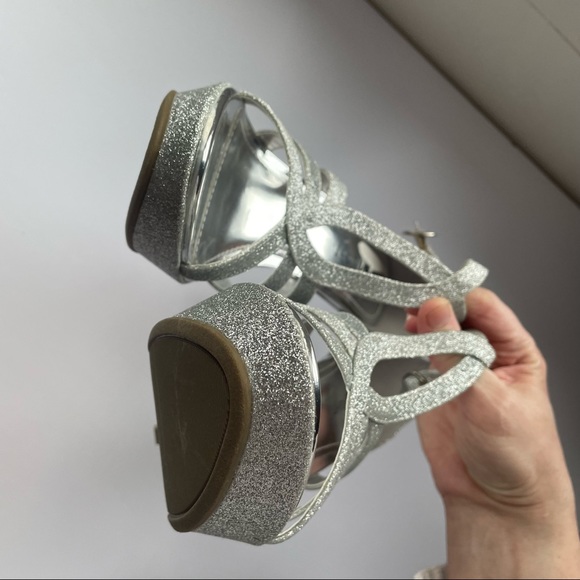 Size 8 Fiona Night Silver Sparkly High Heels - Picture 11 of 13